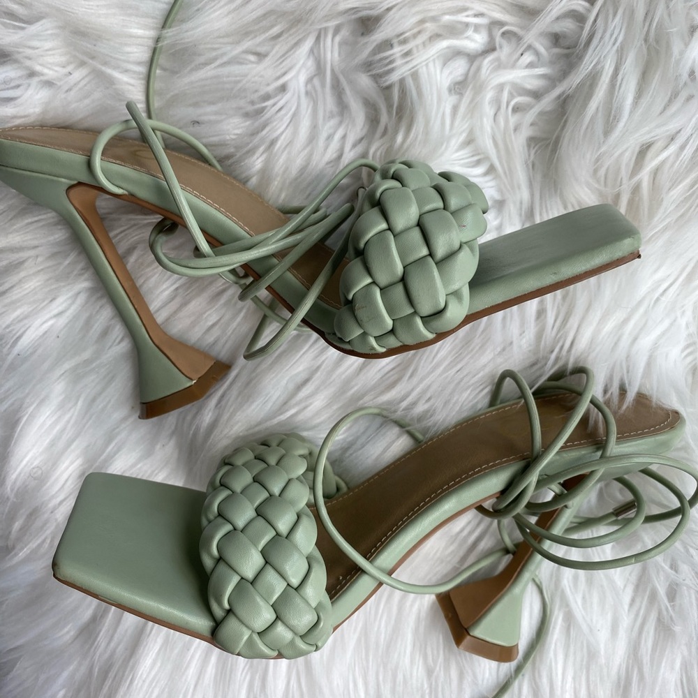 Master Lace Up Square Toe Heel In Sage Green